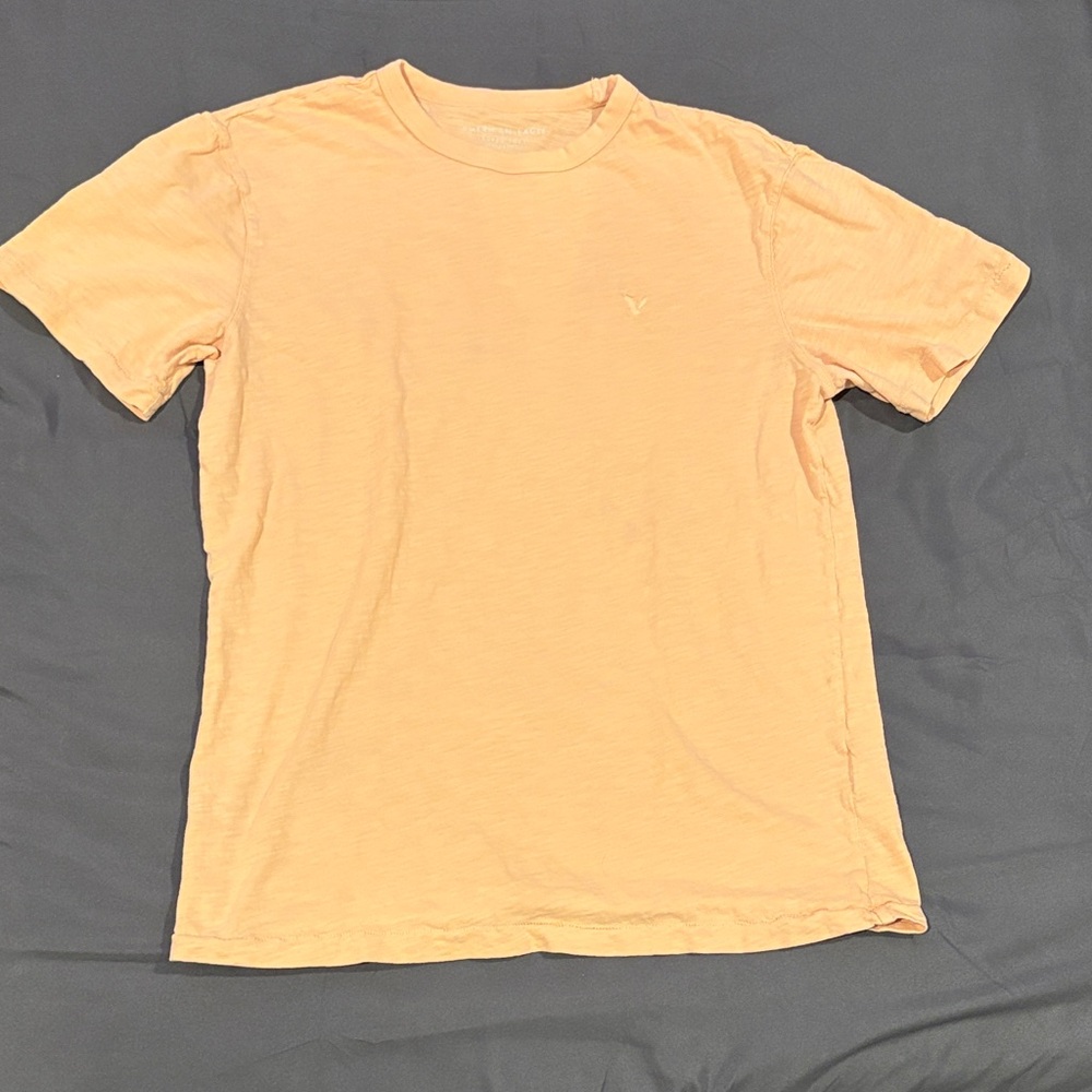 American Eagle Outfitters Men’s Light Orange Tee